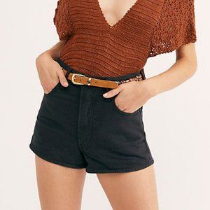 New Levi's Wellthread Black Ribcage Denim Jean Shorts Size 27